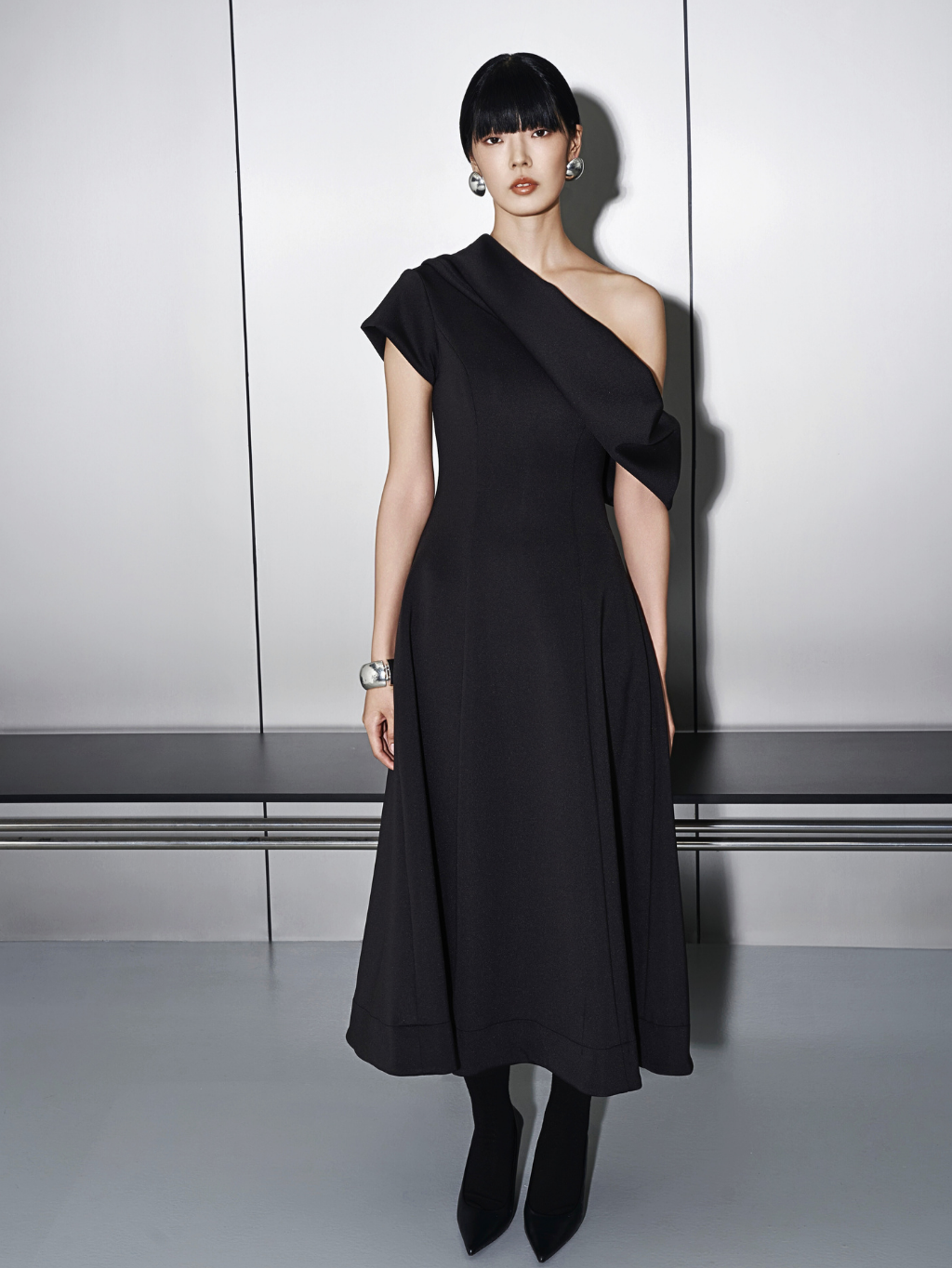 Black Asymmetric One Off Shoulder Midi Dress